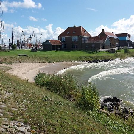 Heerlijk Huis aan het IJsselmeer Stavoren Buitenkant foto
