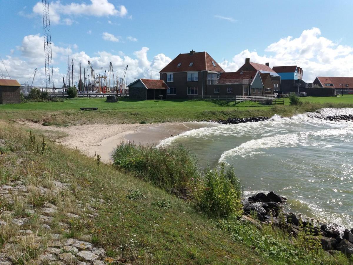 Heerlijk Huis aan het IJsselmeer Stavoren Buitenkant foto